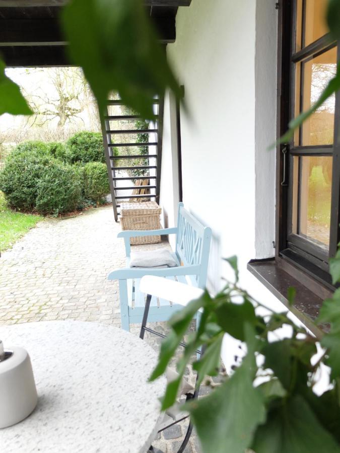 Gartenstudio-Apartment Tausendfreund - Adults Only - Am Chiemsee Брайтбрун ам Киймзее Екстериор снимка